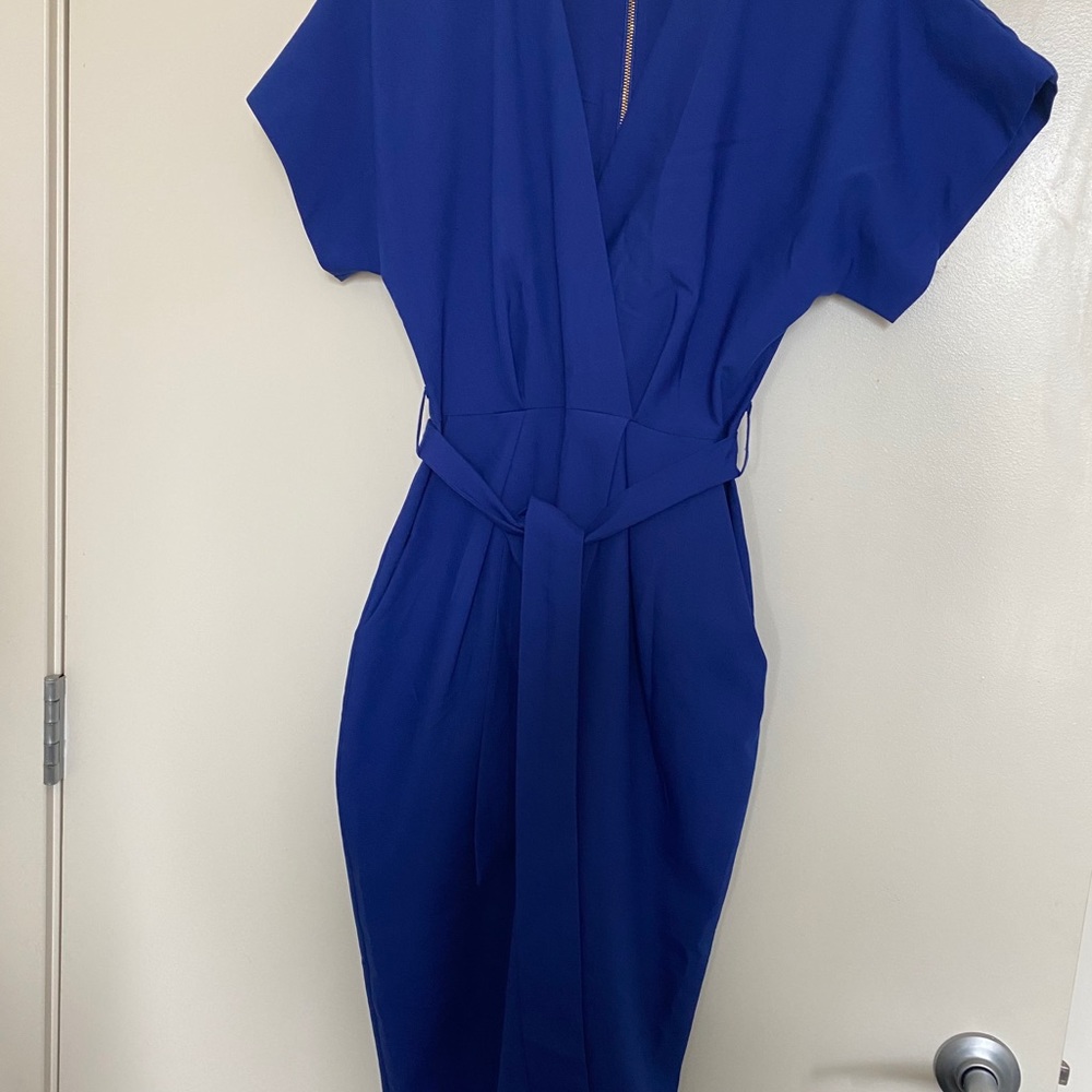 Short sleeve blue dress